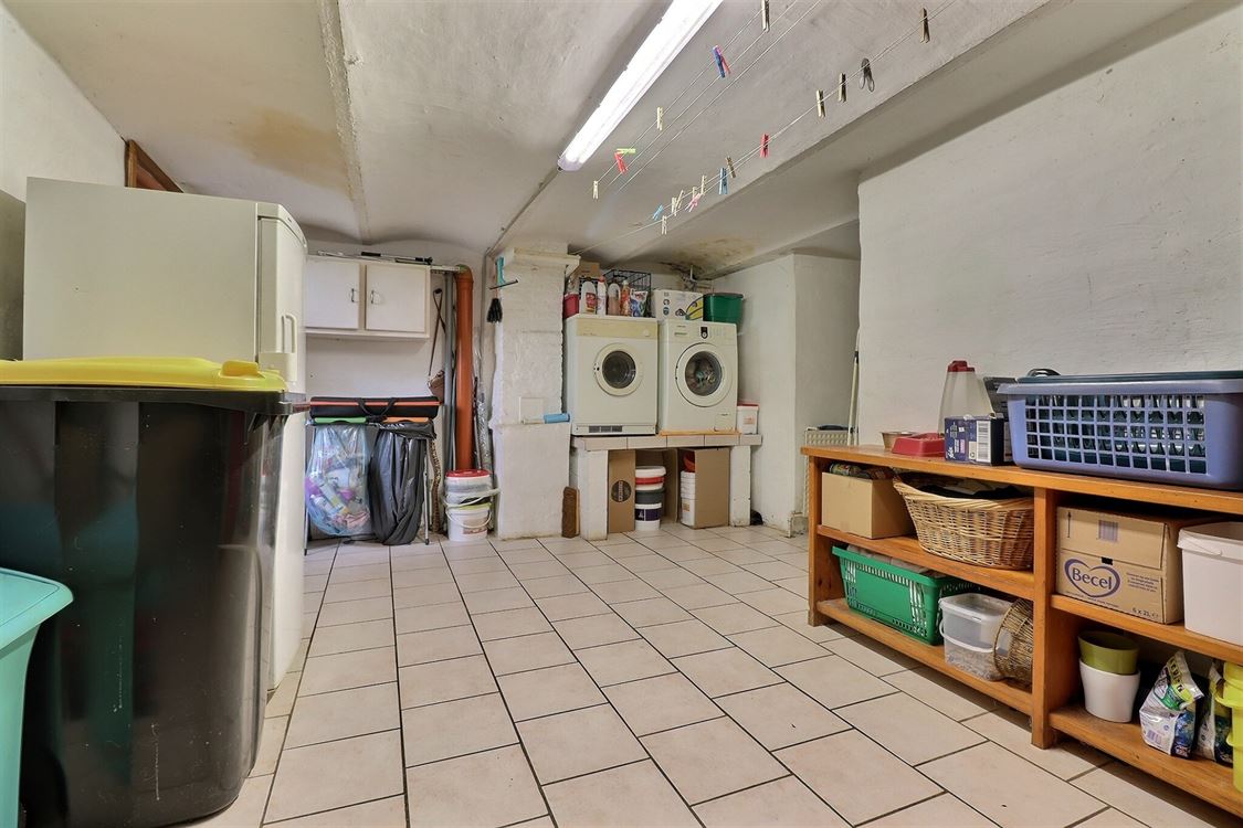 Villa/maison/ferme à FURNAUX (3 chambres)