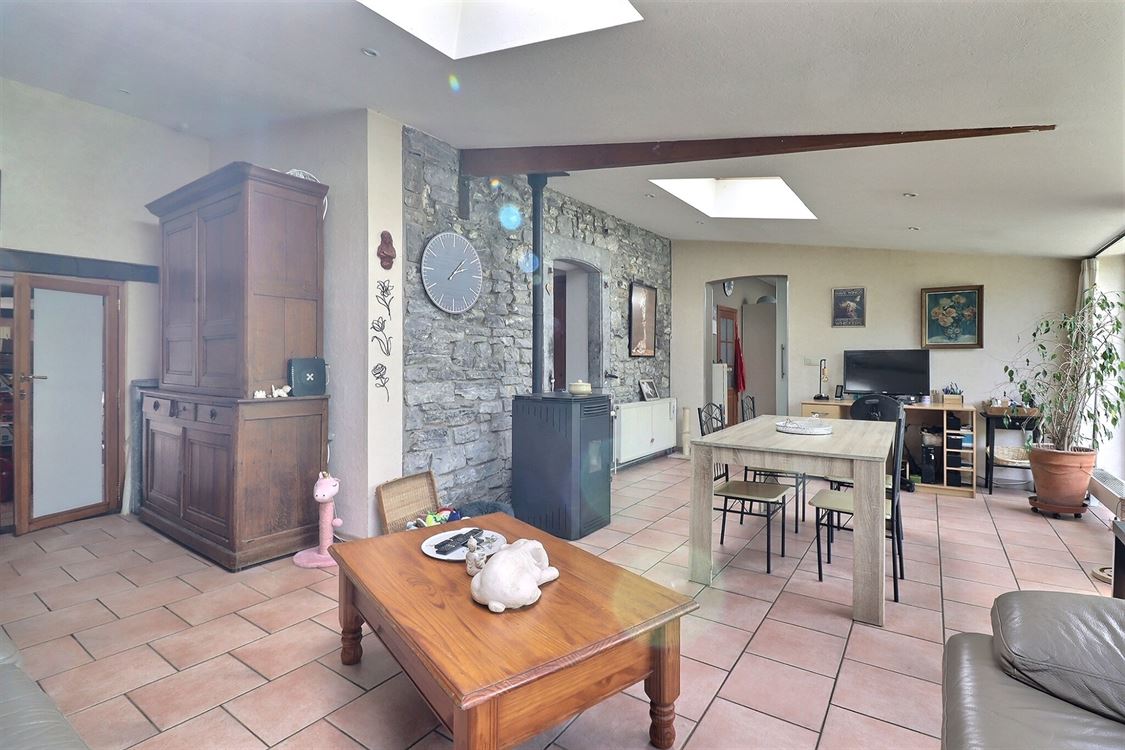Villa/maison/ferme à FURNAUX (3 chambres)