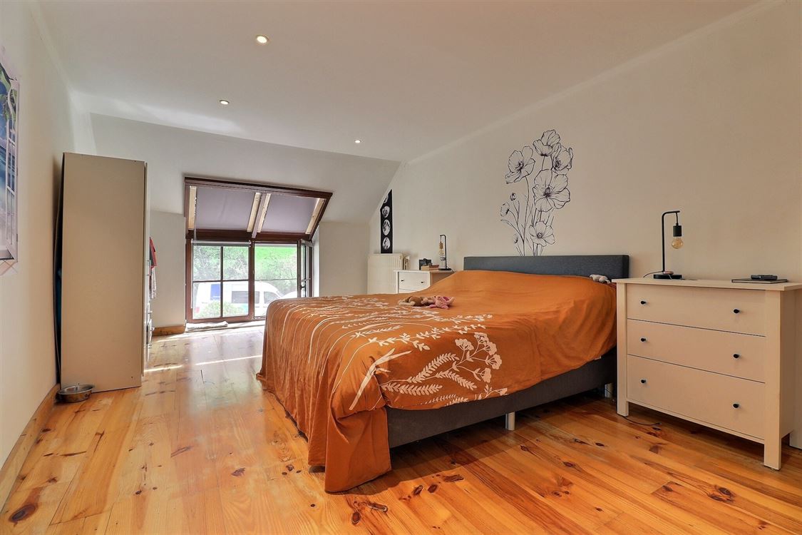 Villa/maison/ferme à FURNAUX (3 chambres)