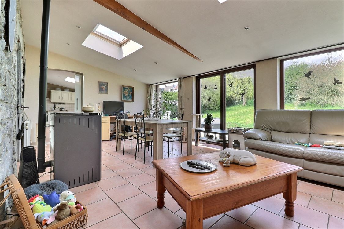 Villa/maison/ferme à FURNAUX (3 chambres)