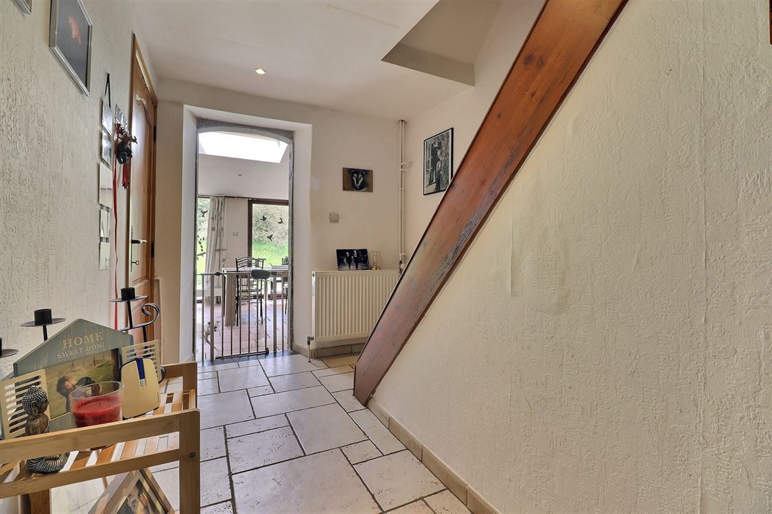 Villa/maison/ferme à FURNAUX (3 chambres)