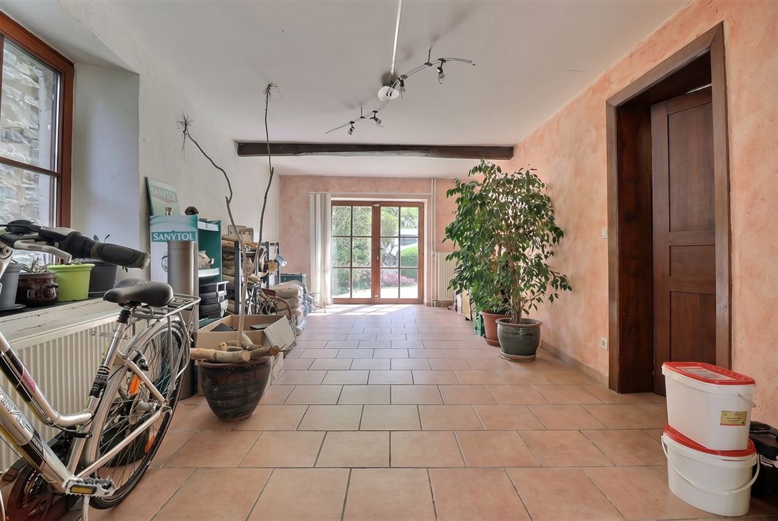 Villa/maison/ferme à FURNAUX (3 chambres)