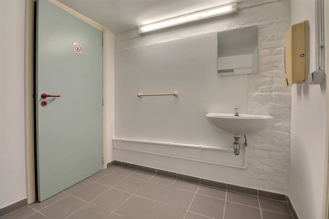 Local commercial à NAMUR (0 chambre)