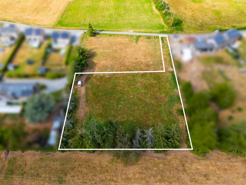 Terrain à LESVE (0 chambre)