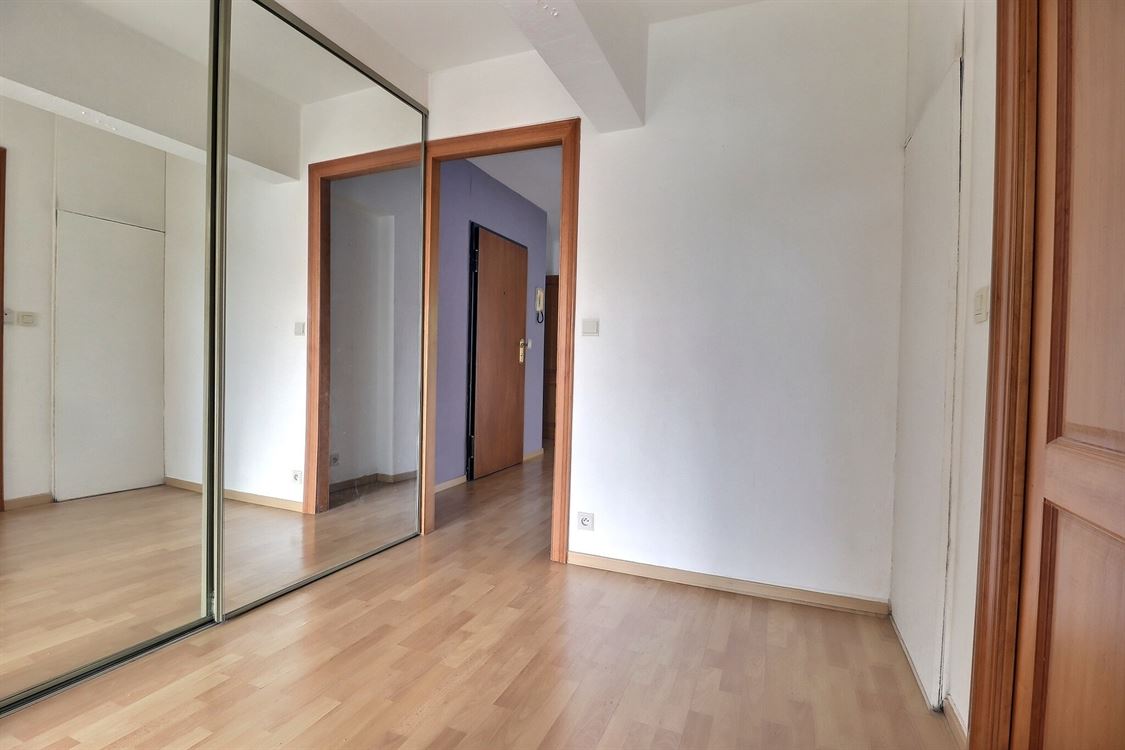 Appartement à JAMBES (2 chambres)