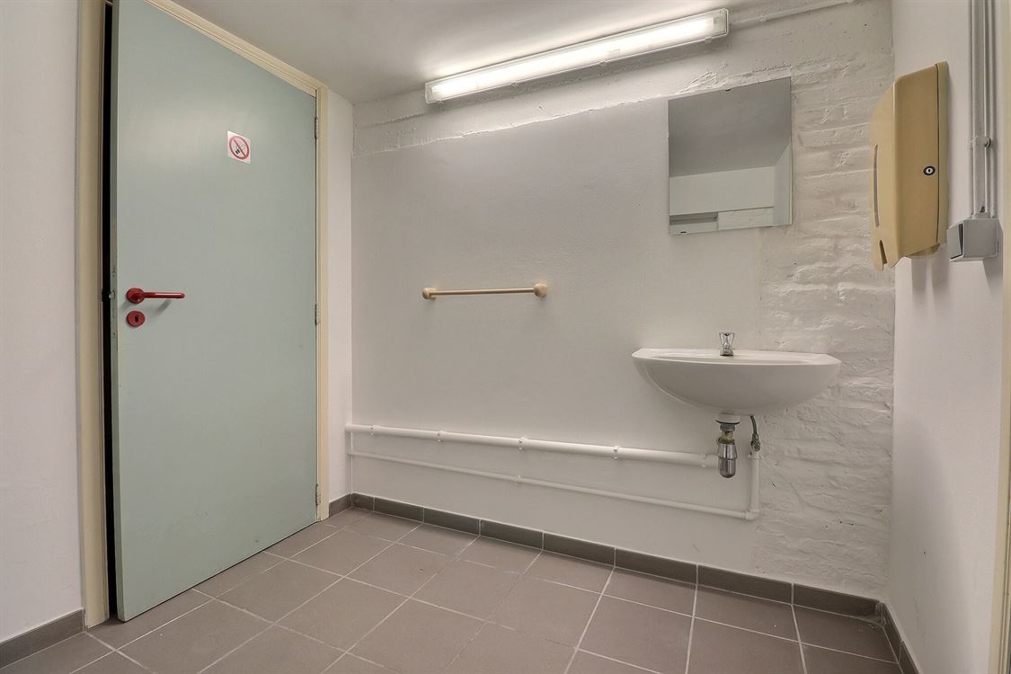 Local commercial à NAMUR (0 chambre)