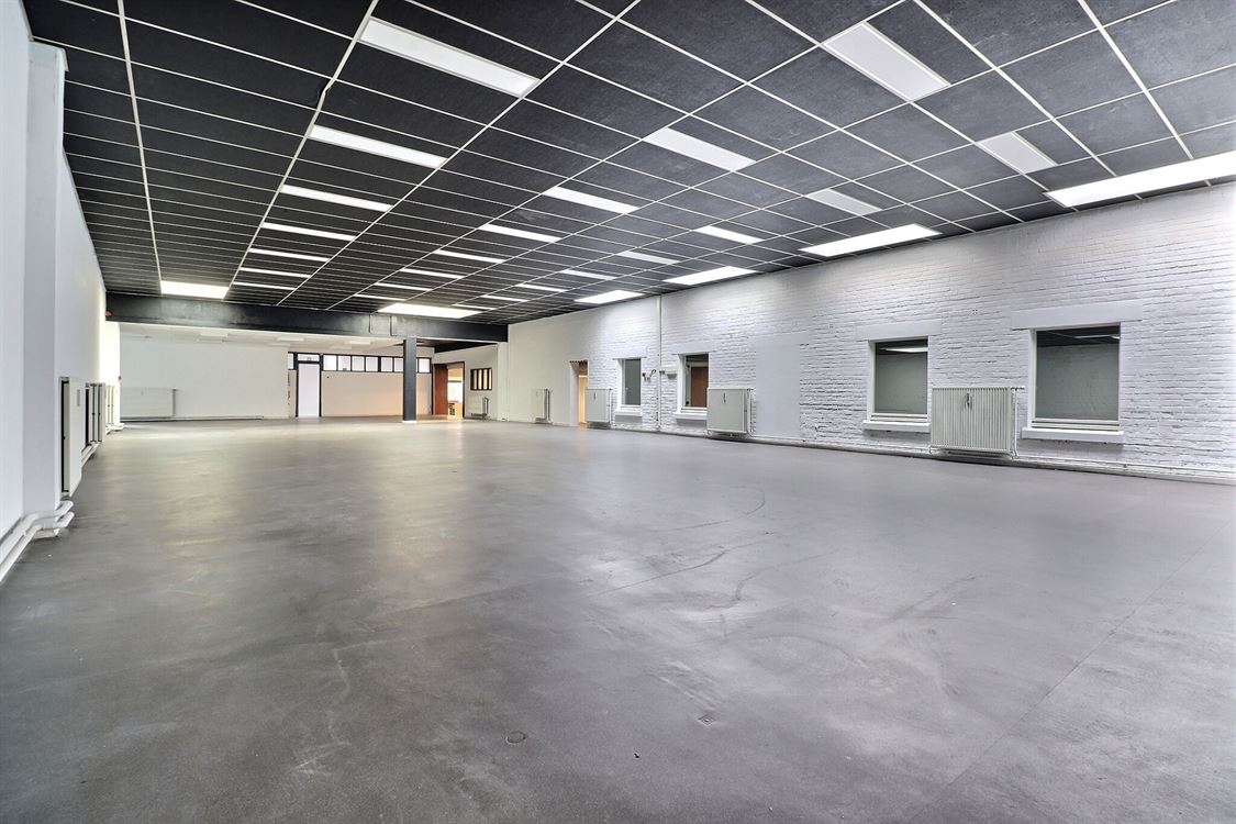 Local commercial à NAMUR (0 chambre)