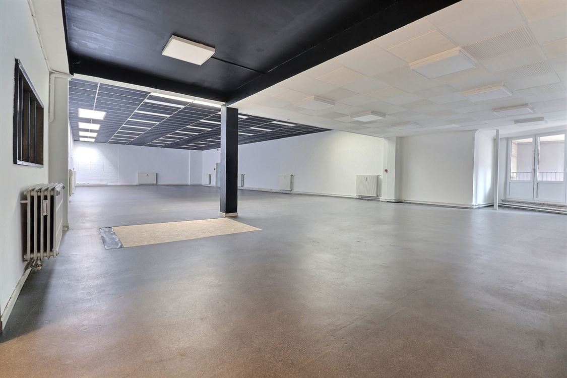 Local commercial à NAMUR (0 chambre)
