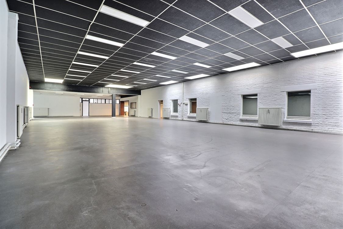 Local commercial à NAMUR (0 chambre)