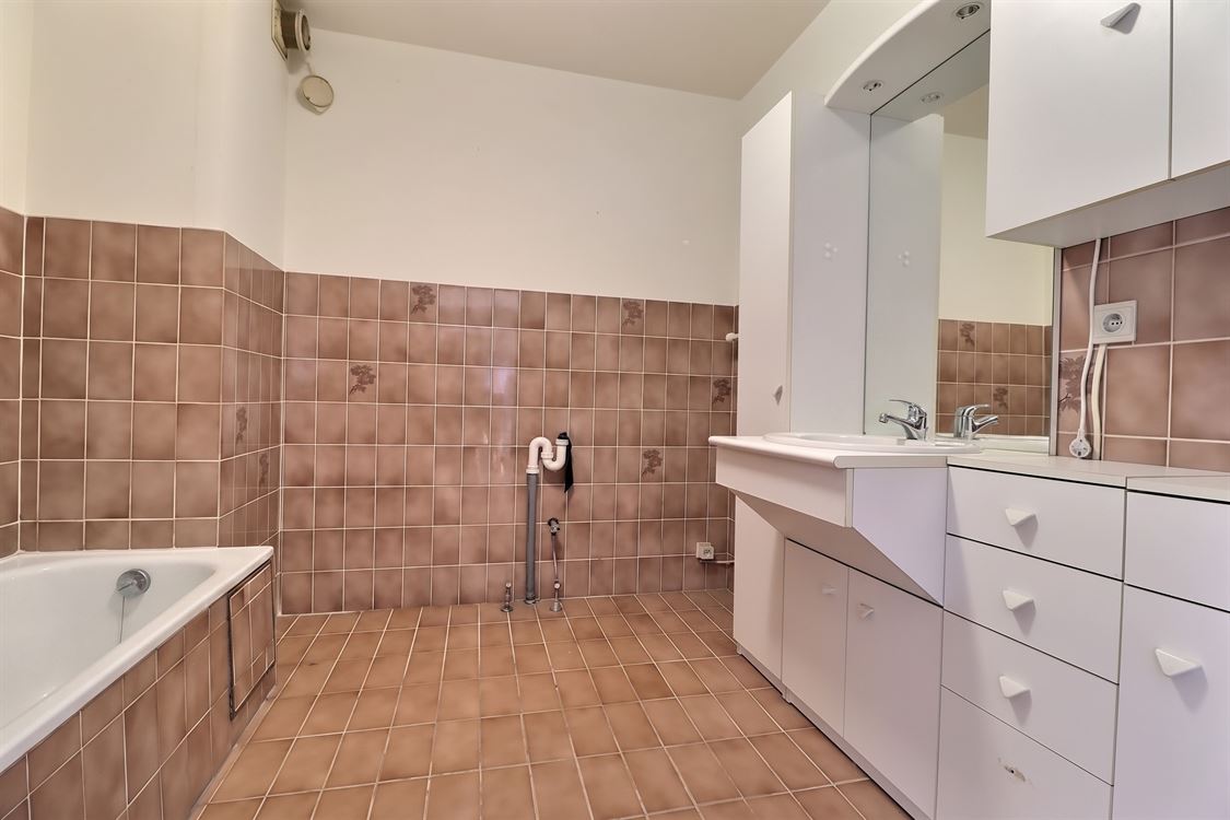 Appartement à JAMBES (2 chambres)
