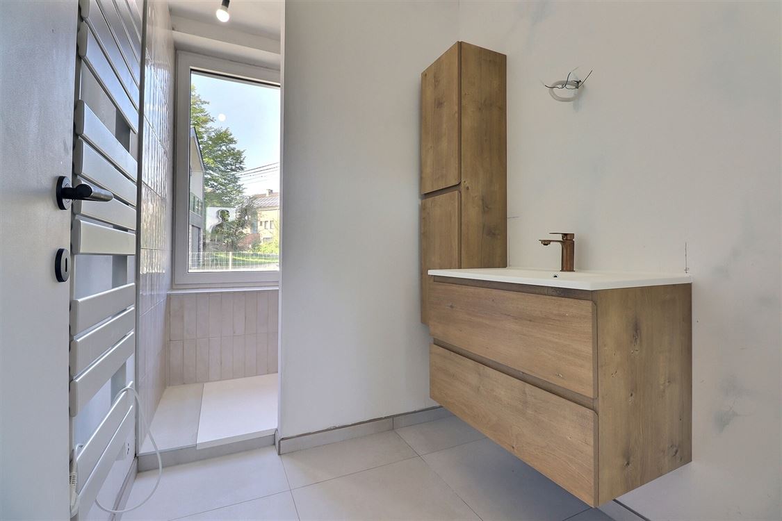 Villa/maison/ferme à ANDENNE (4 chambres)