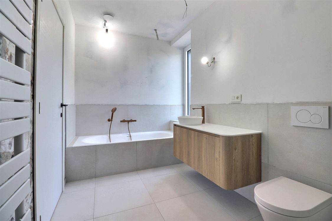 Villa/maison/ferme à ANDENNE (4 chambres)