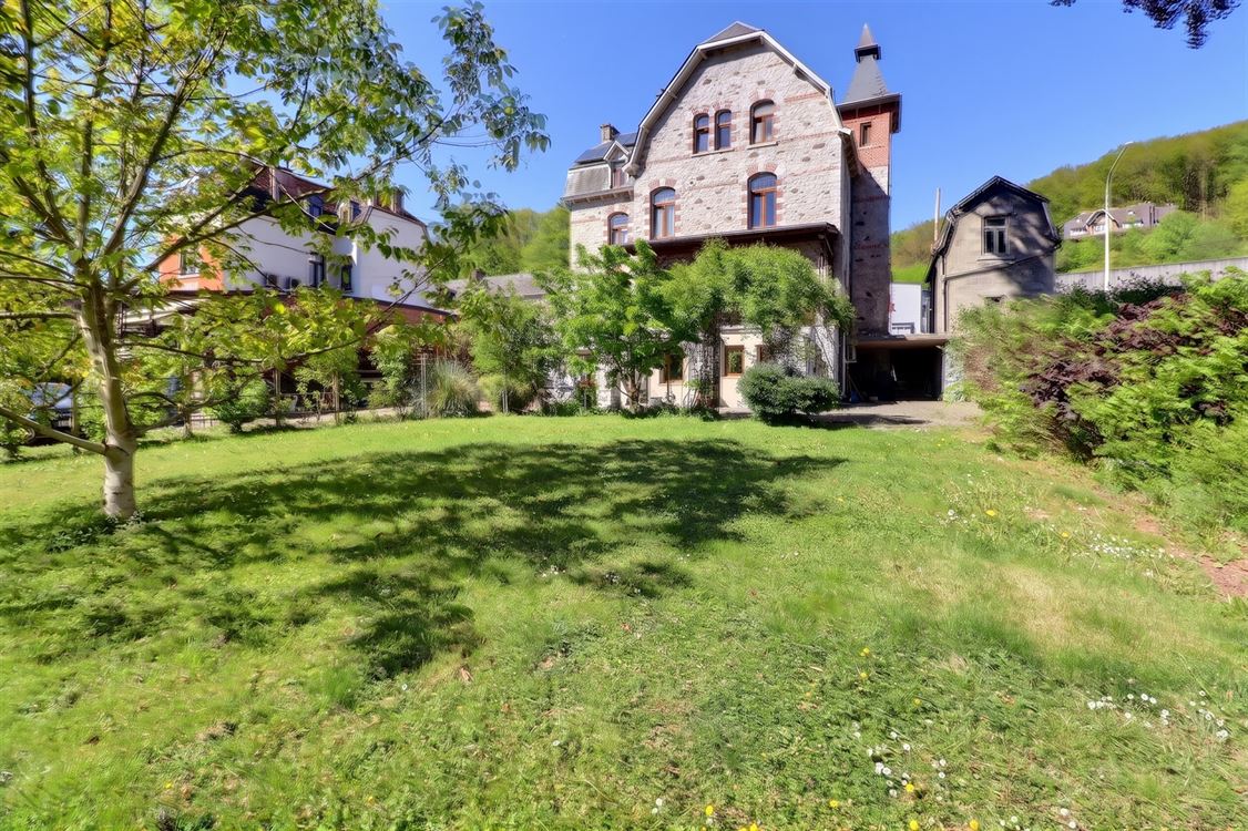 Villa/maison/ferme à WÉPION (7 chambres)