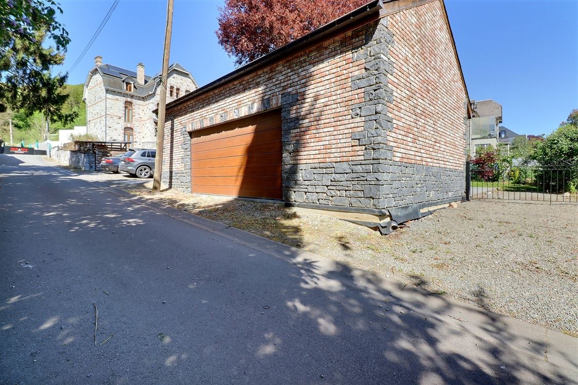 Villa/maison/ferme à WÉPION (7 chambres)
