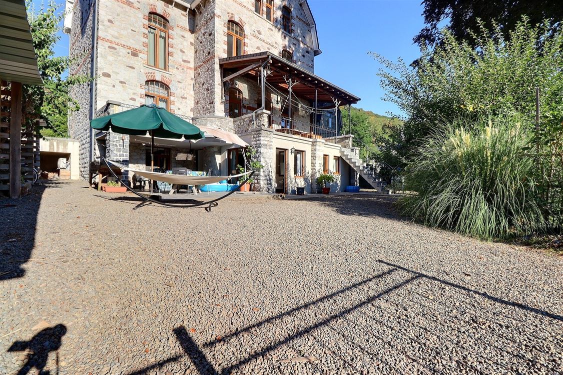 Villa/maison/ferme à WÉPION (7 chambres)