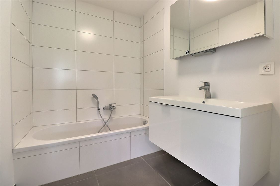 Appartement à ERPENT (3 chambres)