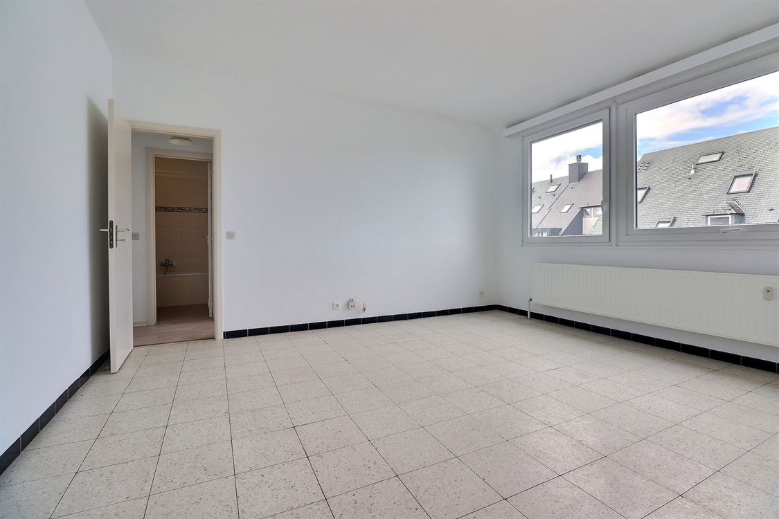 Appartement à JAMBES (1 chambre)