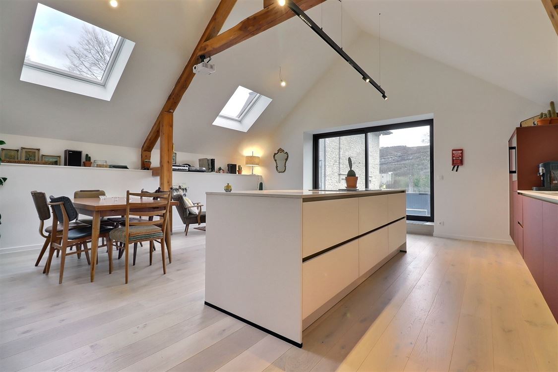 Appartement à Profondeville (4 chambres)
