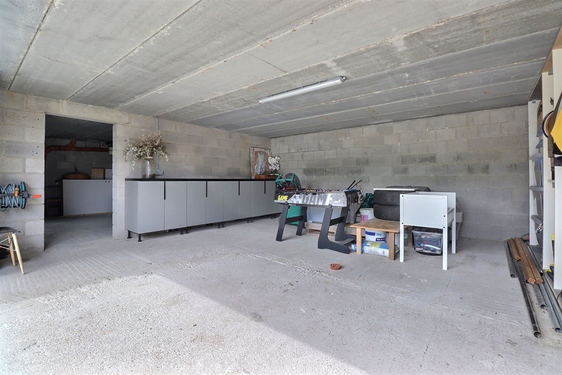Villa/maison/ferme à PROFONDEVILLE (4 chambres)
