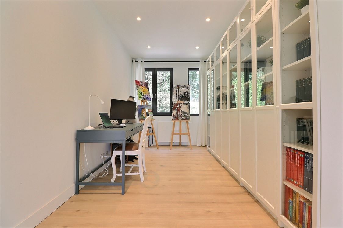 Villa/maison/ferme à PROFONDEVILLE (4 chambres)