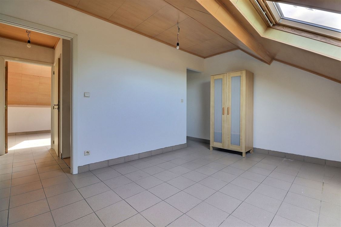 Villa/maison/ferme à METTET (3 chambres)