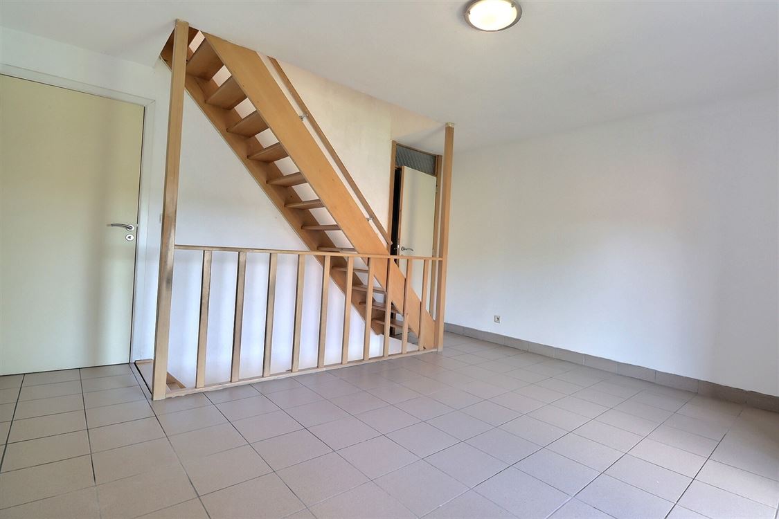 Villa/maison/ferme à METTET (3 chambres)