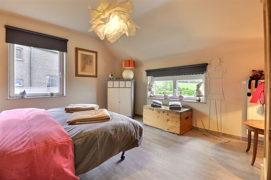 Villa/maison/ferme à CINEY (4 chambres)