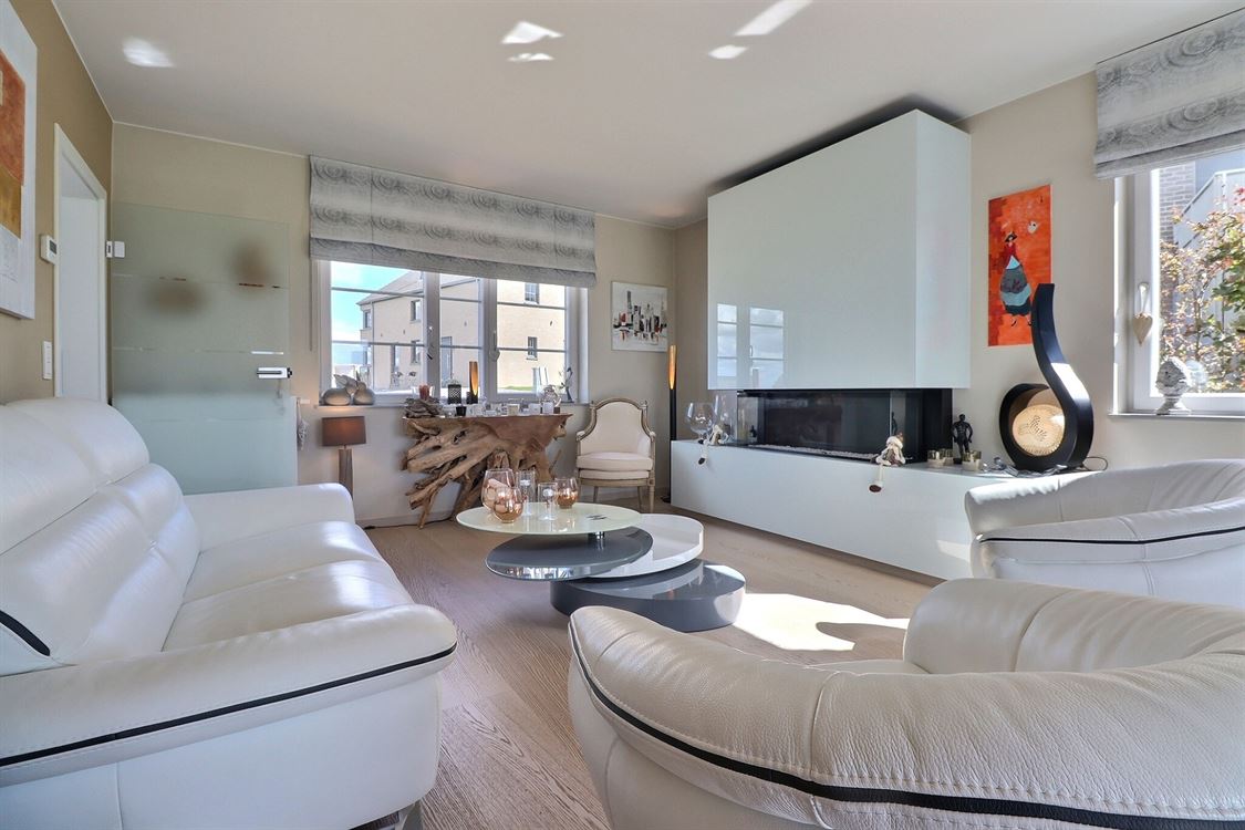 Villa/maison/ferme à CINEY (4 chambres)