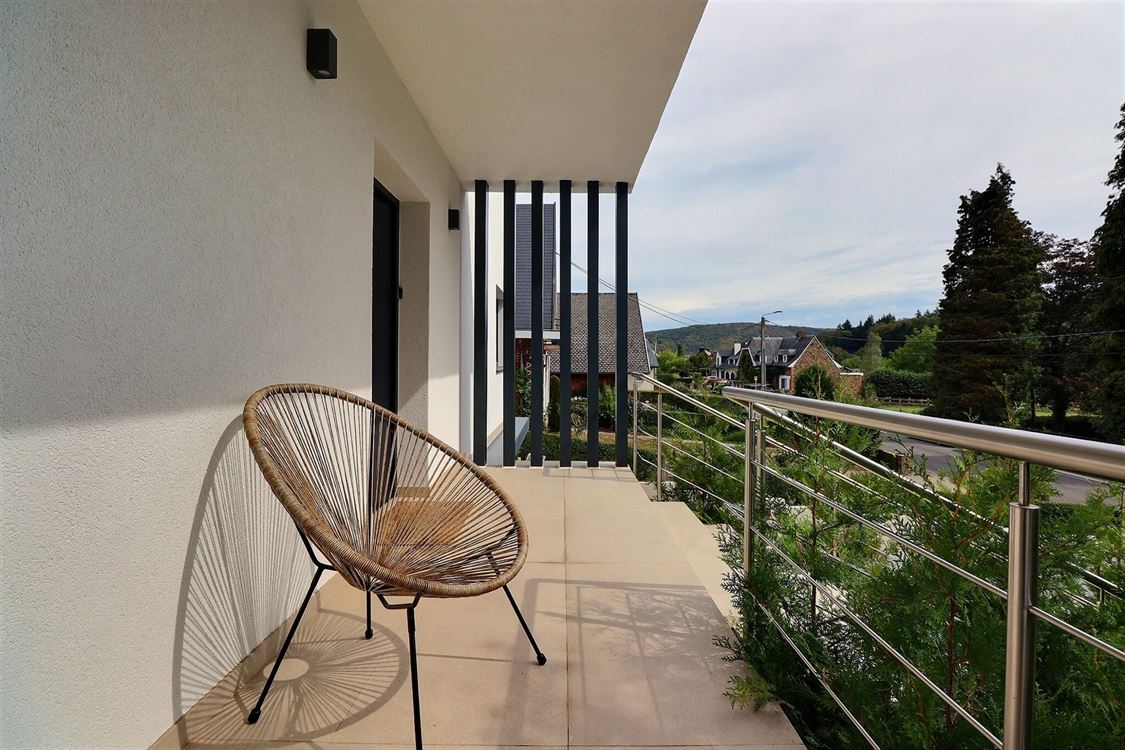 Villa/maison/ferme à PROFONDEVILLE (4 chambres)