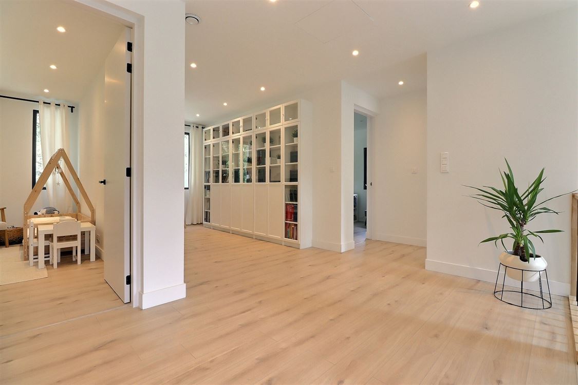Villa/maison/ferme à PROFONDEVILLE (4 chambres)