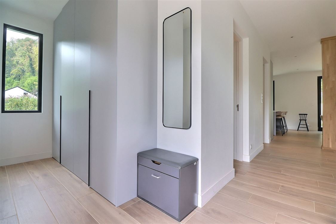 Villa/maison/ferme à PROFONDEVILLE (4 chambres)