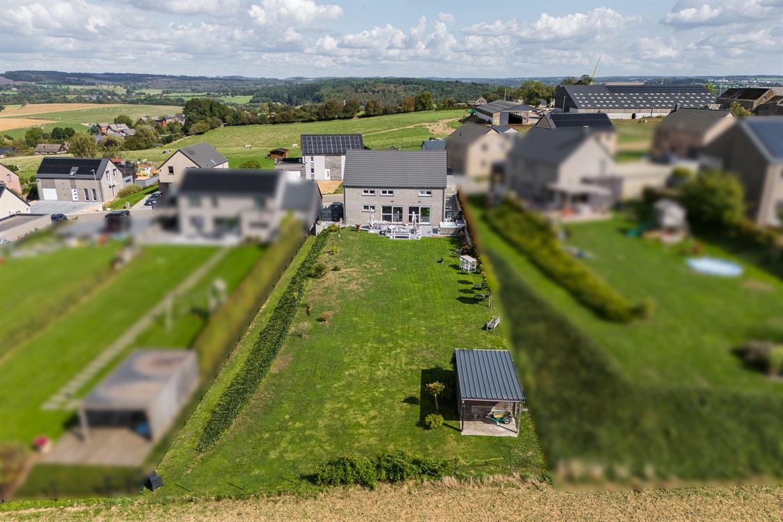 Villa/maison/ferme à CINEY (4 chambres)
