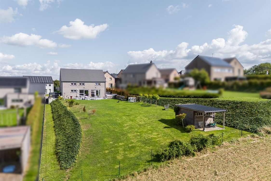 Villa/maison/ferme à CINEY (4 chambres)