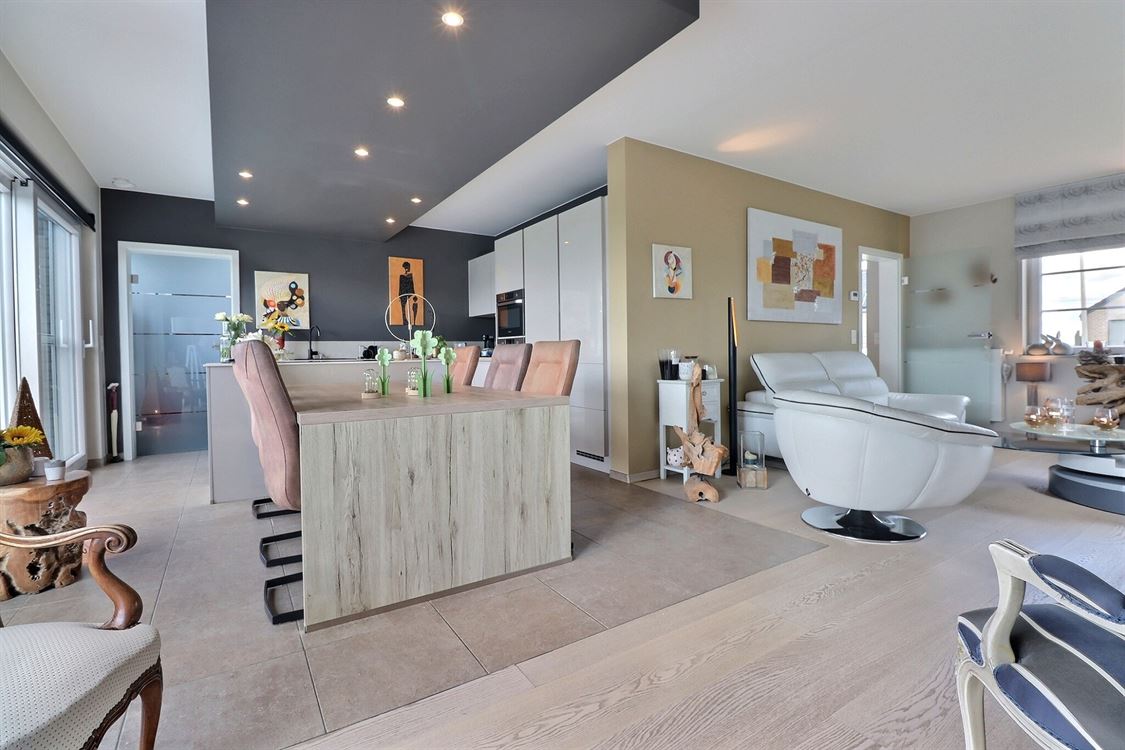 Villa/maison/ferme à CINEY (4 chambres)