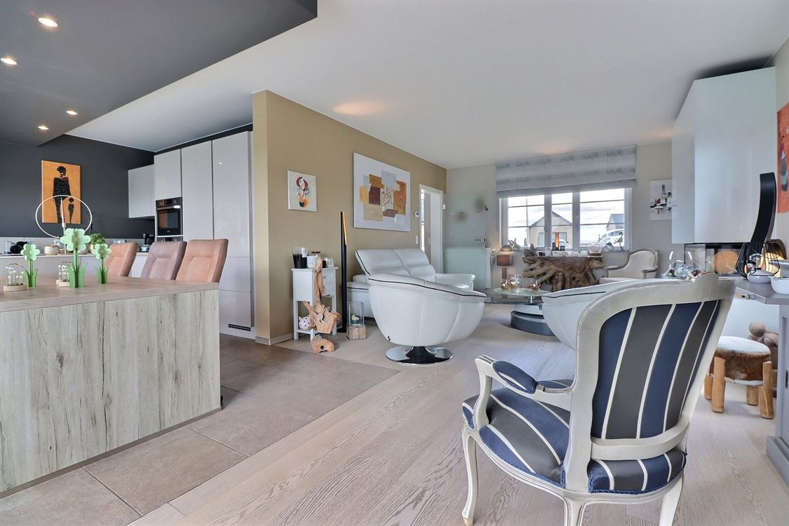 Villa/maison/ferme à CINEY (4 chambres)