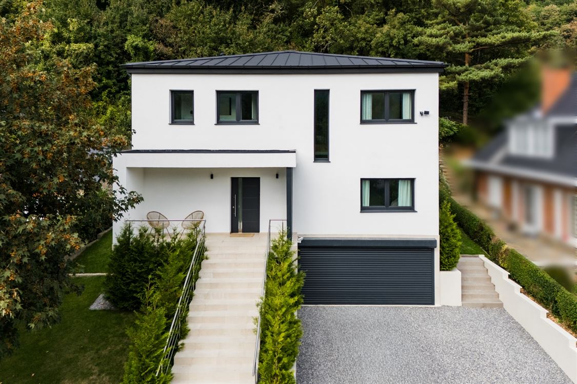 Villa/maison/ferme à PROFONDEVILLE (4 chambres)