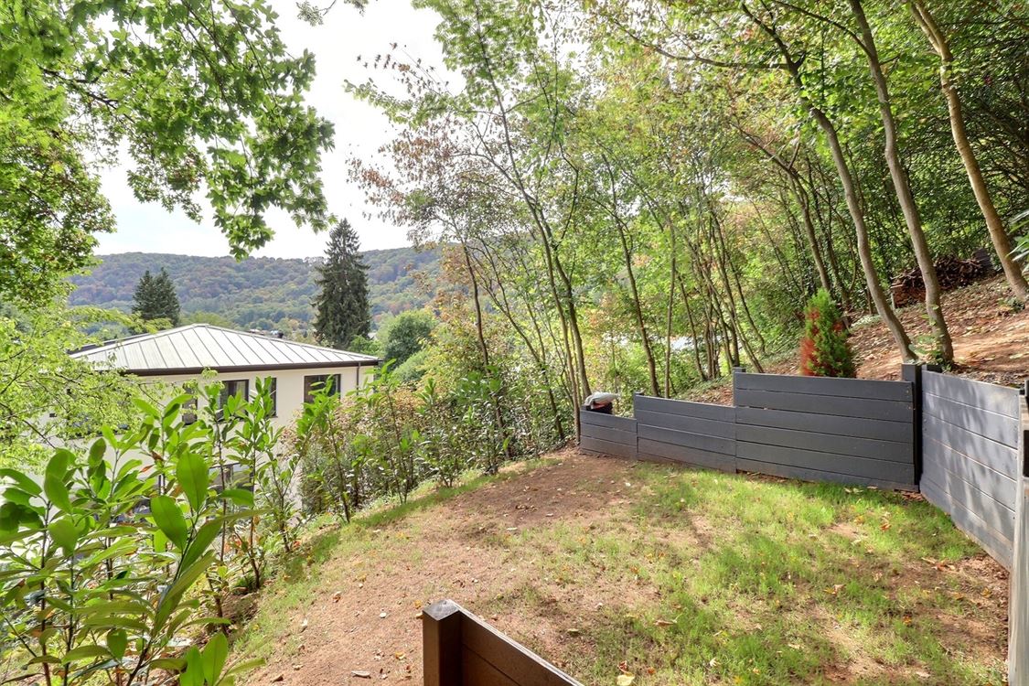 Villa/maison/ferme à PROFONDEVILLE (4 chambres)