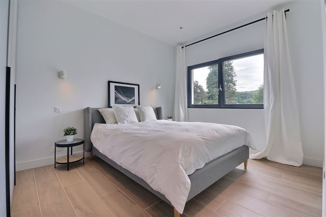 Villa/maison/ferme à PROFONDEVILLE (4 chambres)