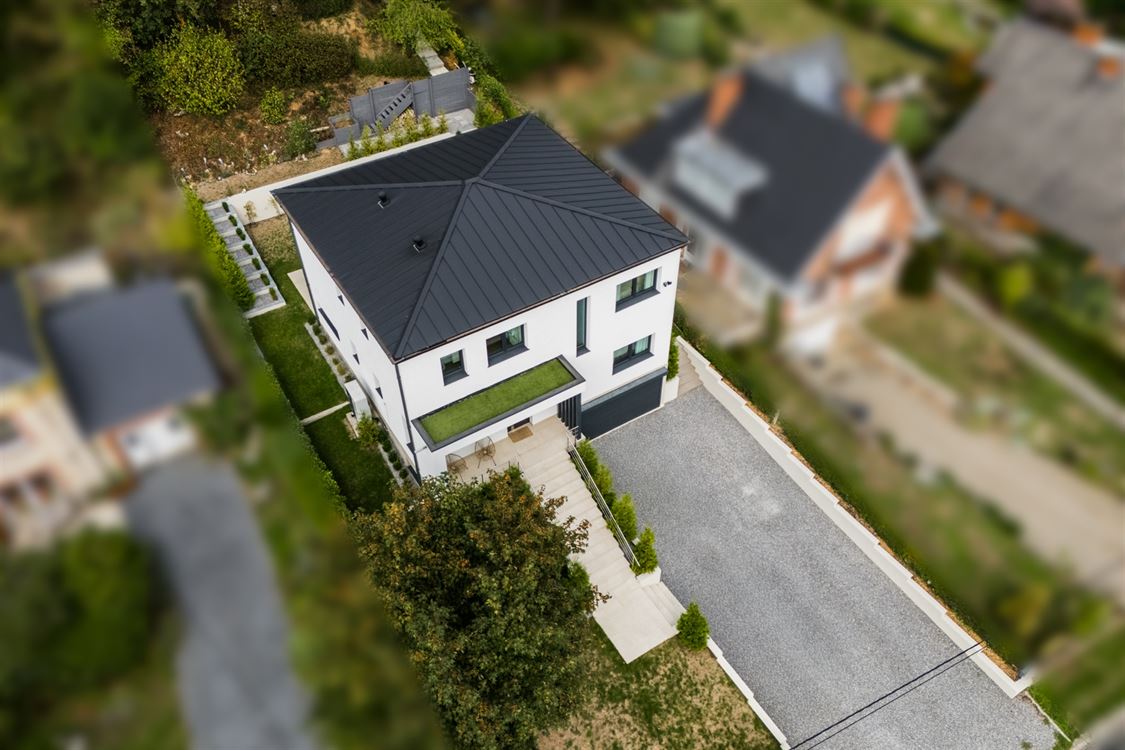 Villa/maison/ferme à PROFONDEVILLE (4 chambres)