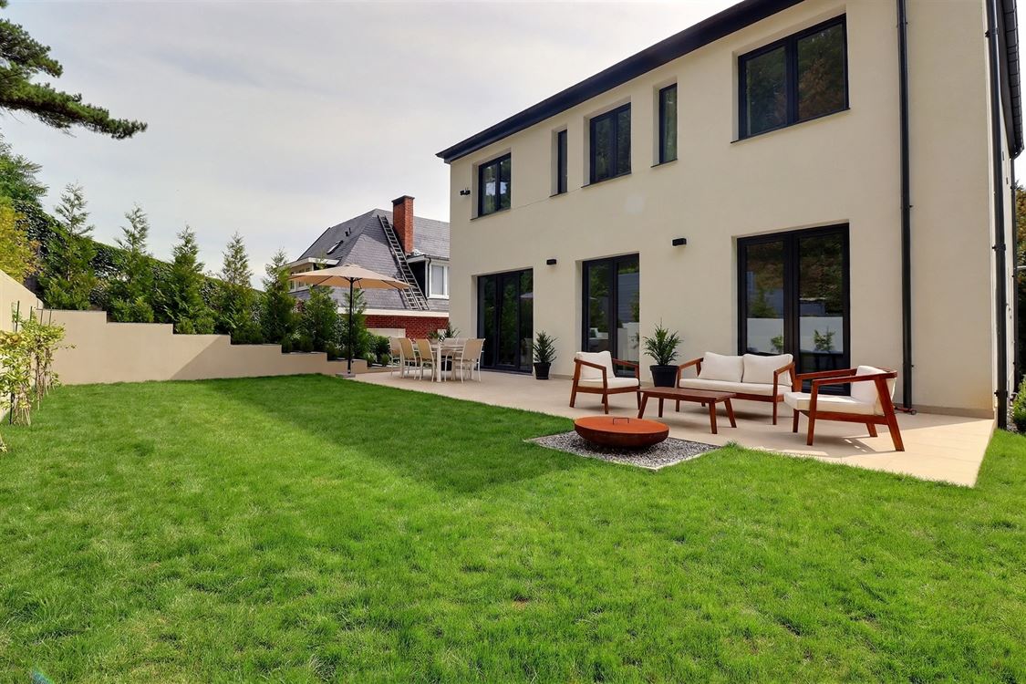 Villa/maison/ferme à PROFONDEVILLE (4 chambres)