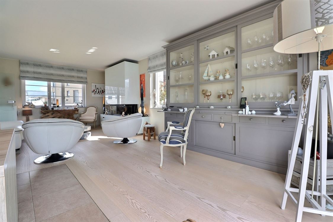 Villa/maison/ferme à CINEY (4 chambres)