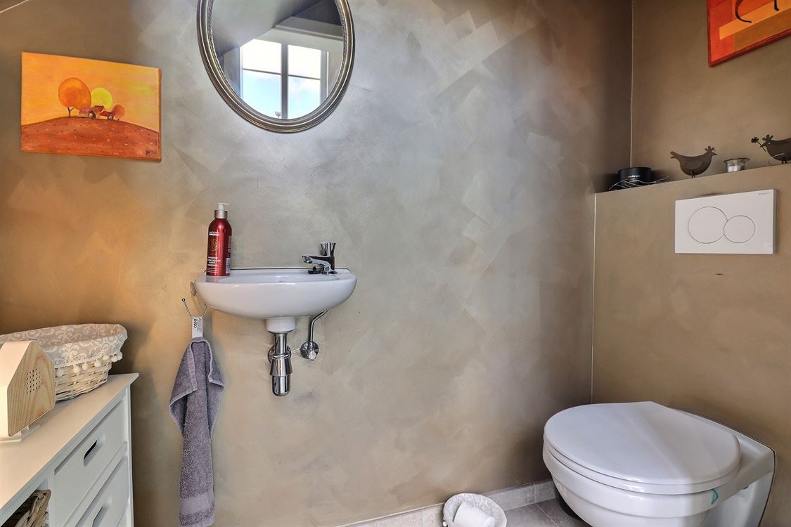 Villa/maison/ferme à CINEY (4 chambres)