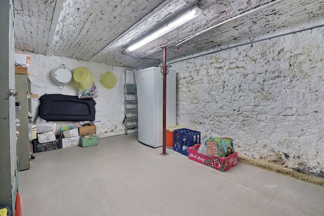 Villa/maison/ferme à YVOIR (1 chambre)