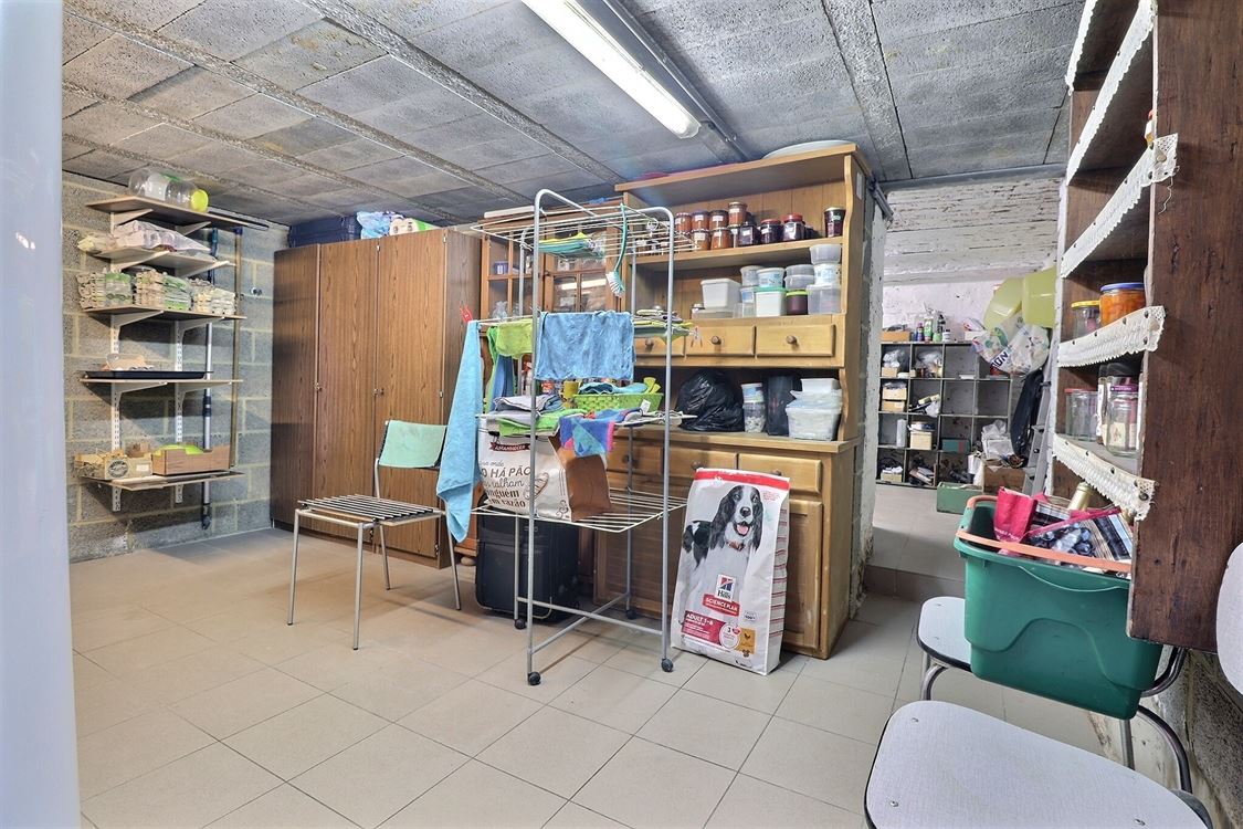 Villa/maison/ferme à YVOIR (1 chambre)