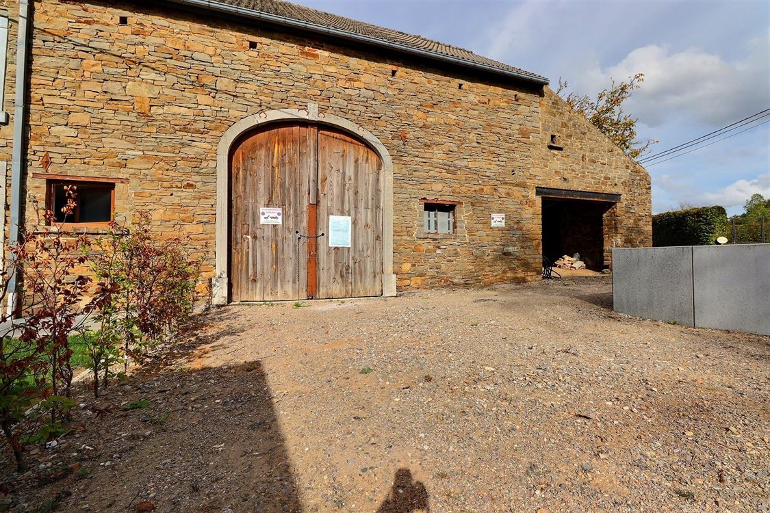Villa/maison/ferme à Lustin (0 chambre)