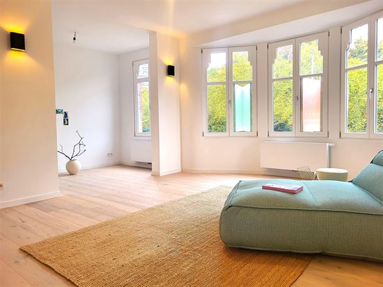 Fraai gerenoveerd duplexapp. 3slk 2bdk