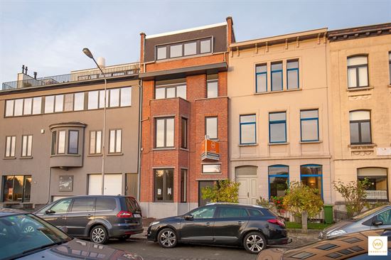 fraai gerenoveerd app met 2slk