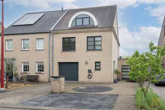 Lichtvolle instapklare woning met 4 slaapkamers