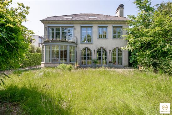 Riante villa met 5slk4bdk