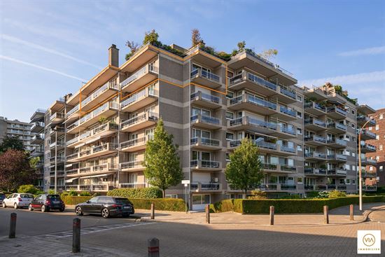 Ruim & licht app. met 4 slk +2 bdk + terrassen